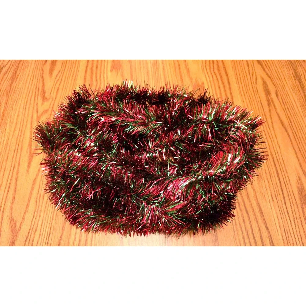 Christmas Tinsel Garland‎ Red Green Metallic Holiday Decor, Excellent Condition